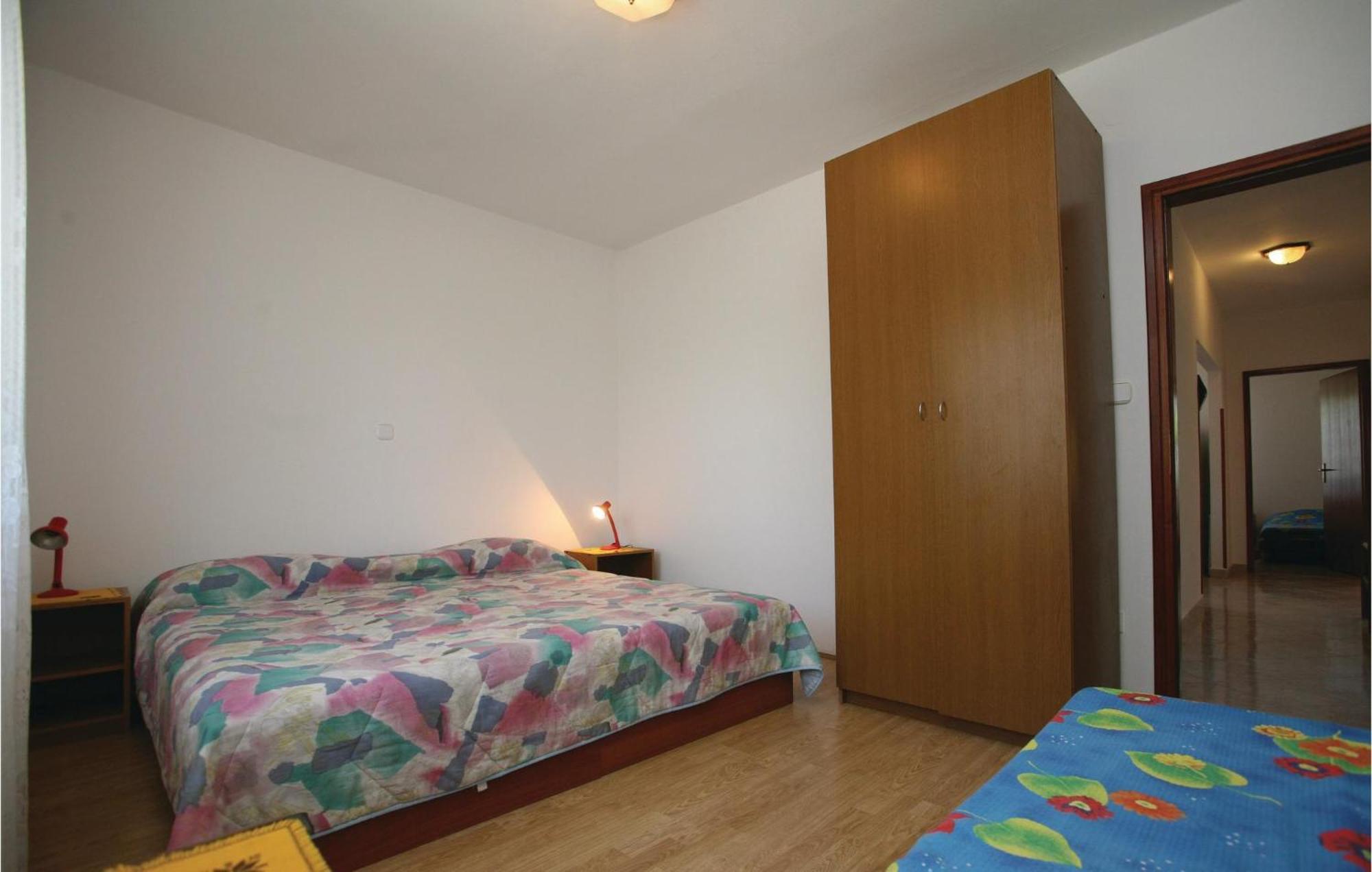 2 Bedroom Gorgeous Apartment In Labin Raša Dış mekan fotoğraf